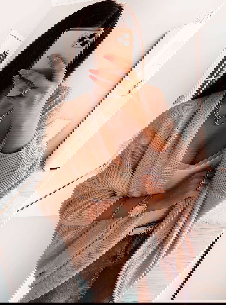 KARDIGAN Z PRZETARCIAMI KARIDA