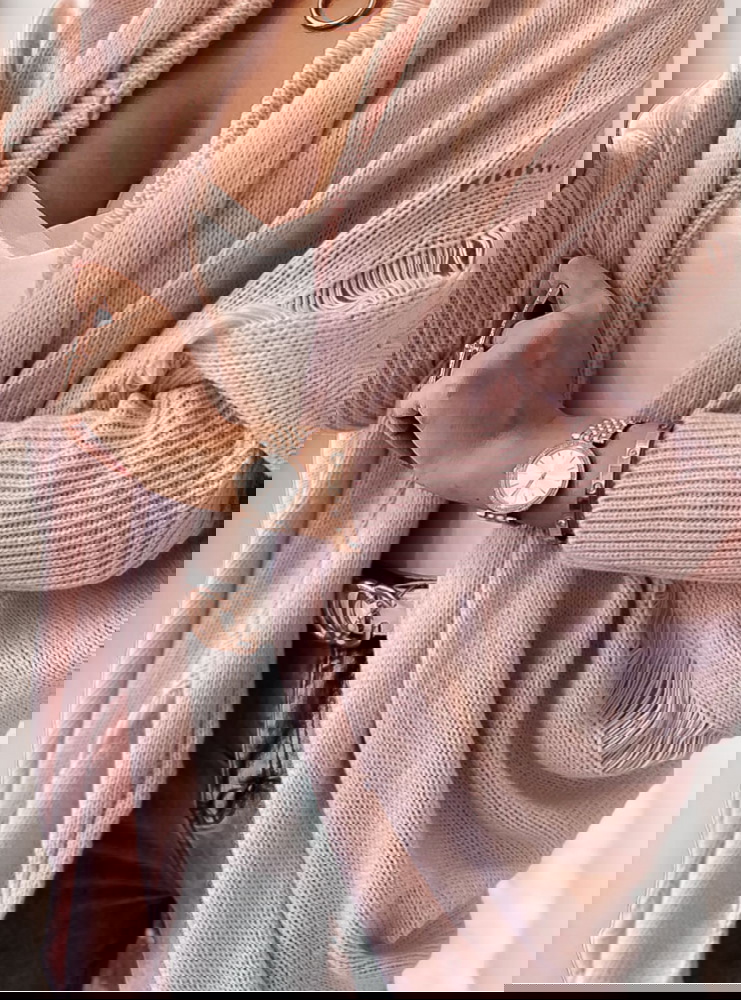 KARDIGAN Z PRZETARCIAMI KARIDA