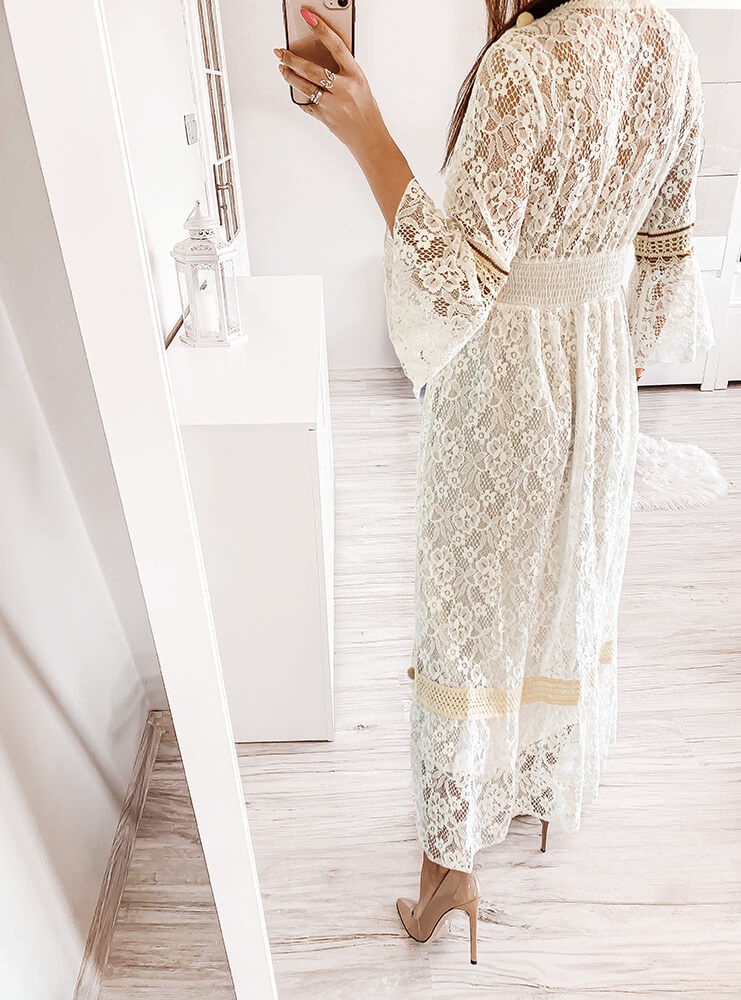 Biała sukienka z koronki Kaje
