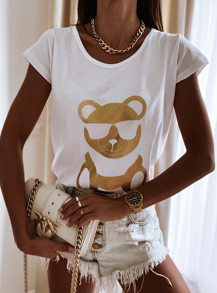 Biała koszulka z modnym nadrukiem Emirka