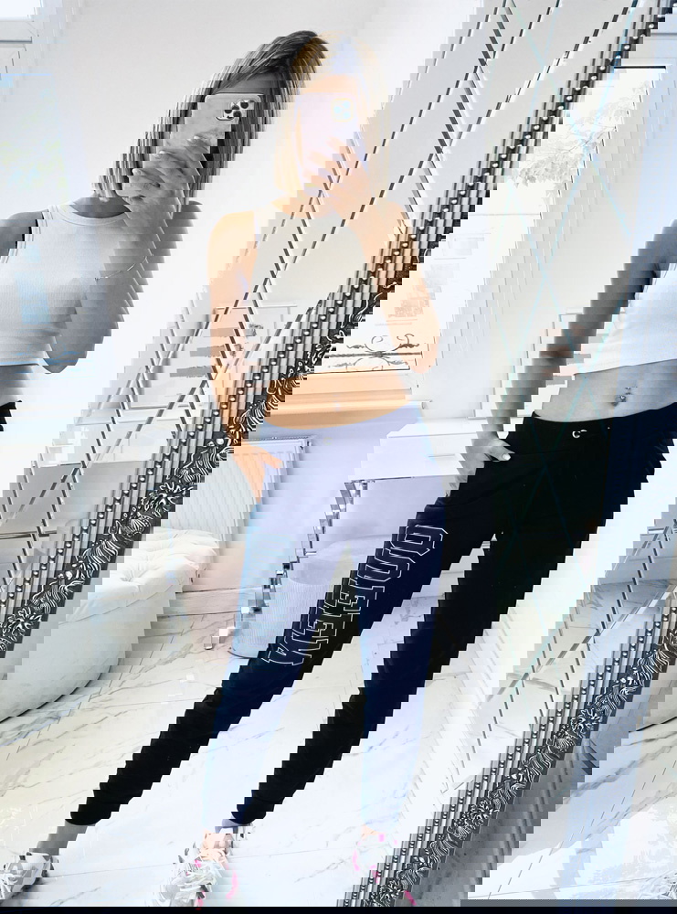 Spodnie dresowe z napisami Sienna