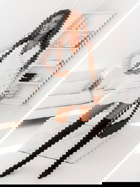 Biała sukienka z tiulowymi... 2