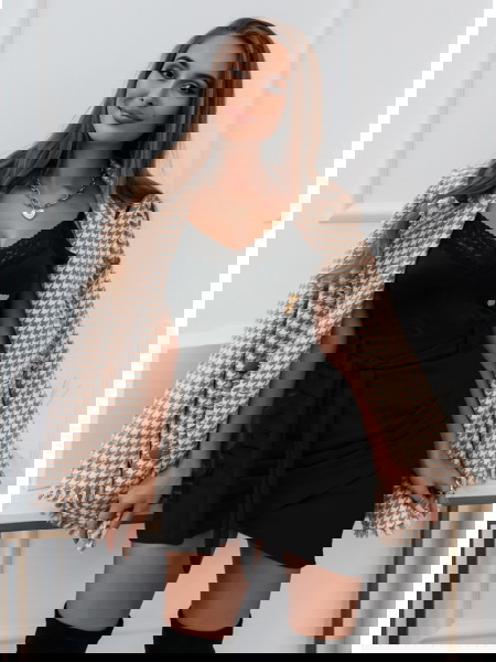 Czarna asymetryczna... 2