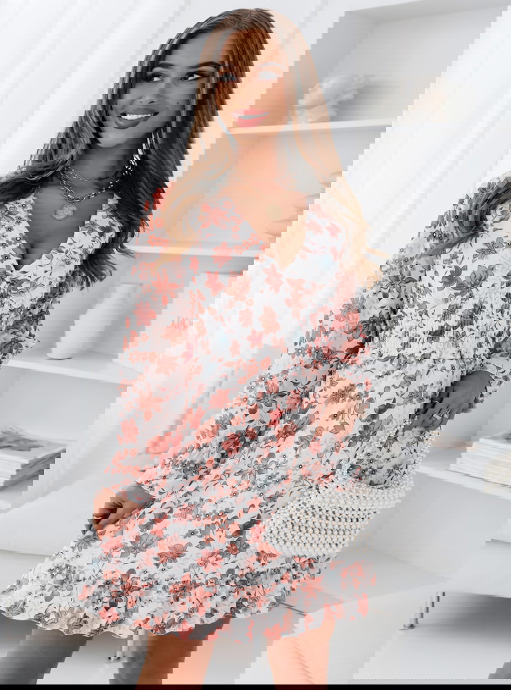 Biała sukienka w kwiatki Gossia