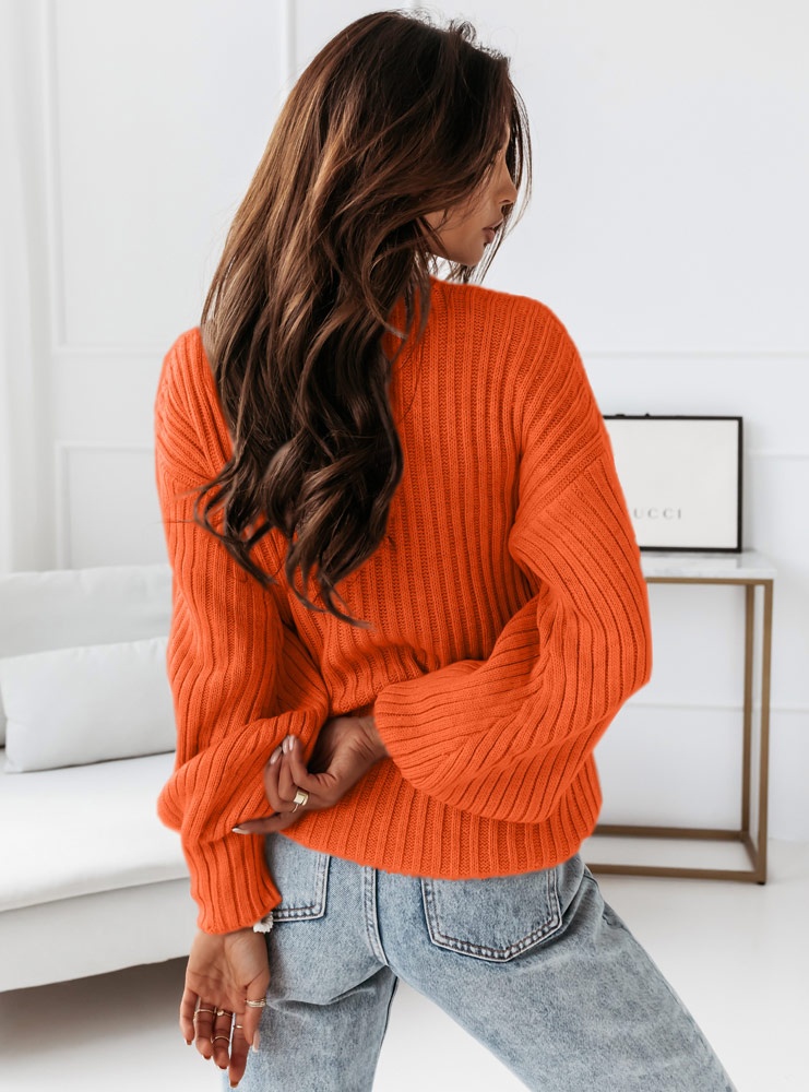 Pomarańczowy sweter z szerokimi...