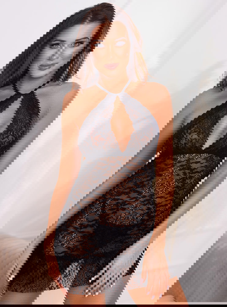 Czarny koronkowy zestaw bielizny...