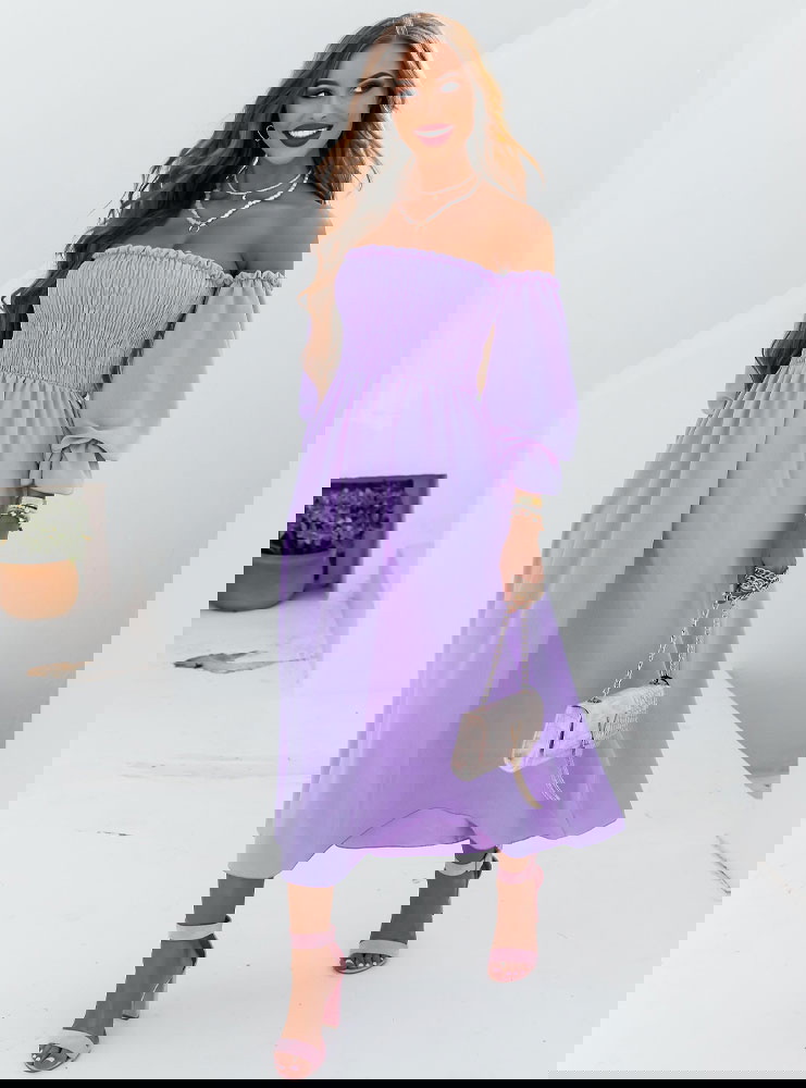 Liliowa sukienka midi typu hiszpanka...