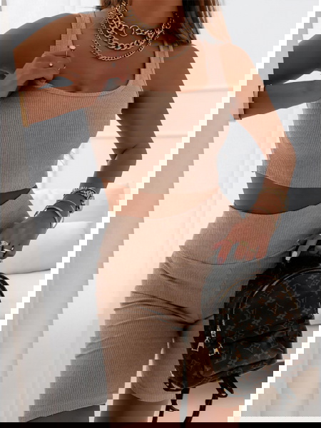 Beżowy prążkowany komplet... 2