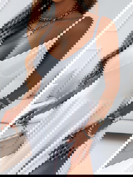 Biała rozkloszowana... 2