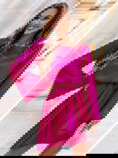 Atłasowa sukienka z paskiem... 2