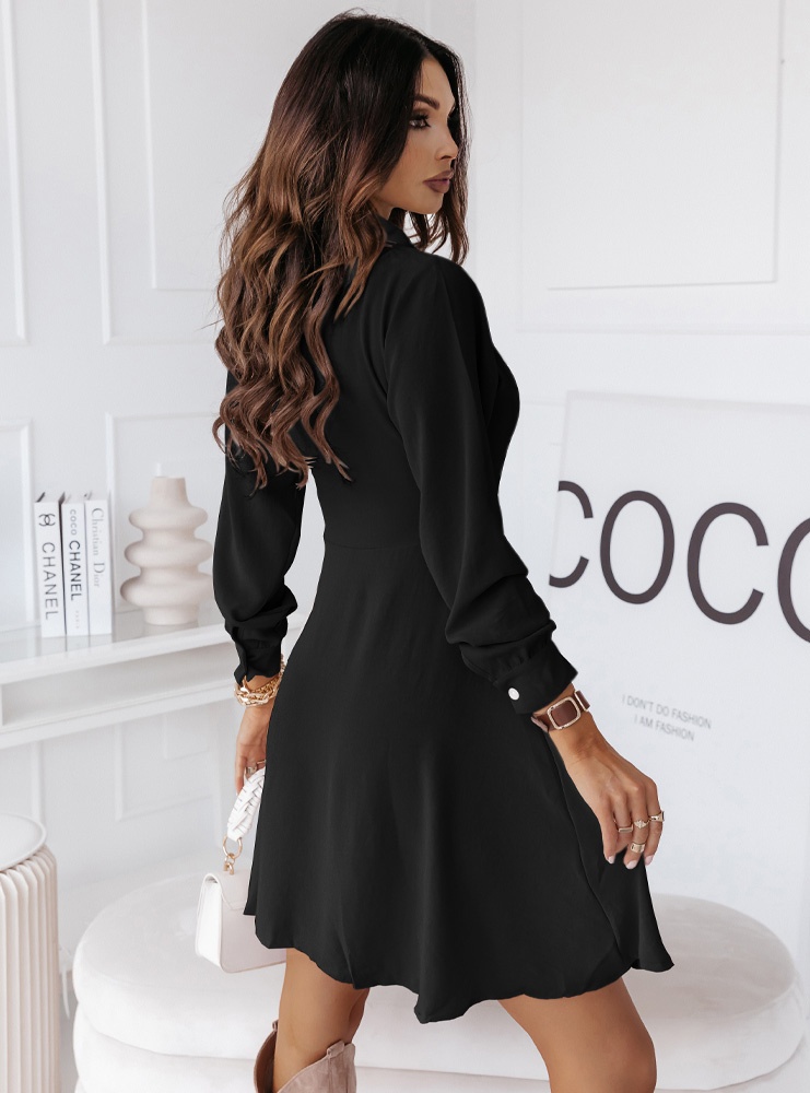Czarna koszulowa sukienka Milagrossa