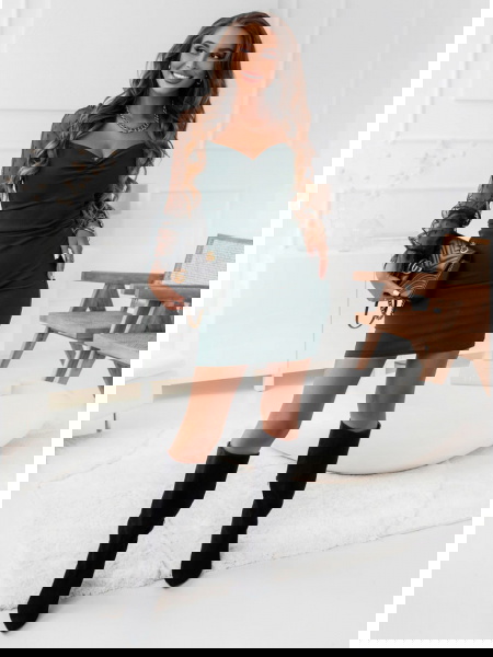 Dopasowana sukienka z... 2