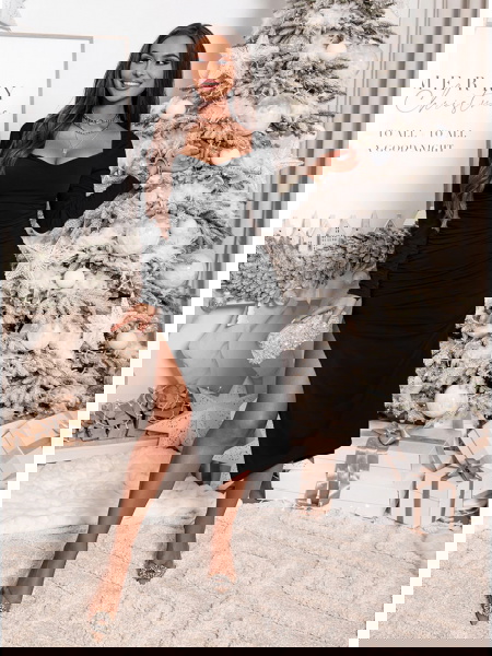 Czarna długa sukienka z... 2