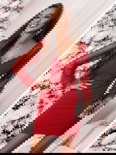 Malinowa dopasowana... 2