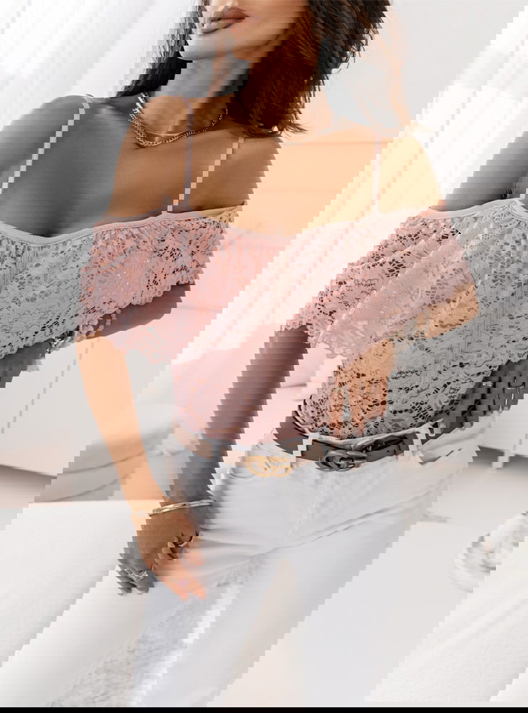 Pudrowe koronkowe body Franiaa