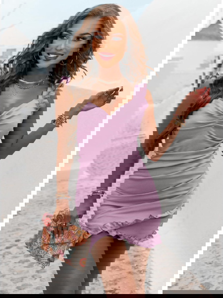 Liliowa dopasowana sukienka... 2