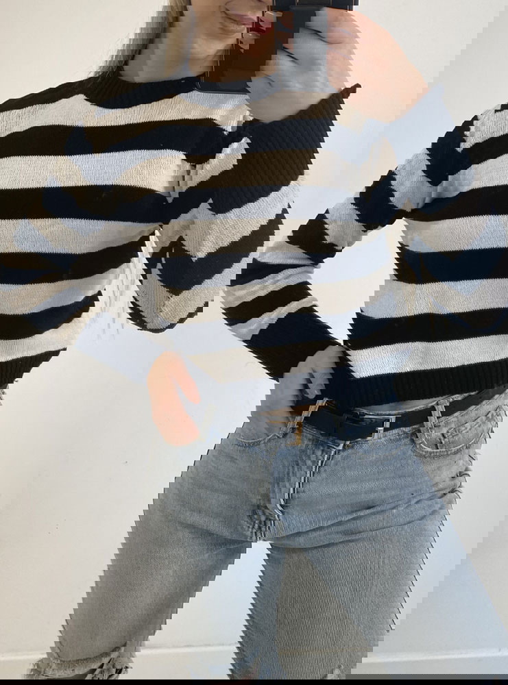 Sweter w paski Karenina