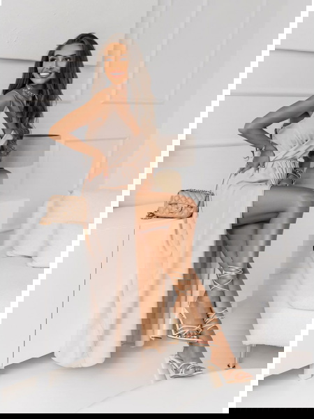 Beżowa długa przekładana... 2