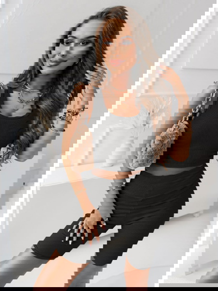 Czarny prążkowany komplet... 2