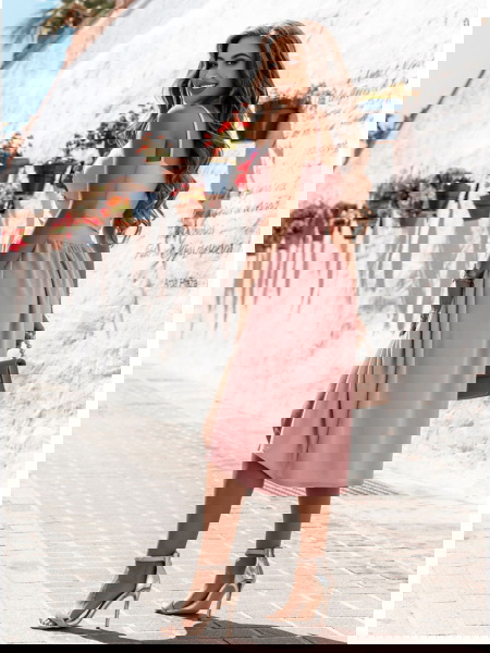 Sukienka midi z wycięciem... 2