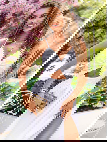 Biała sukienka midi z... 2