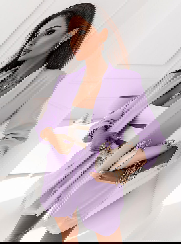 Liliowy komplet marynarka i spodenki...