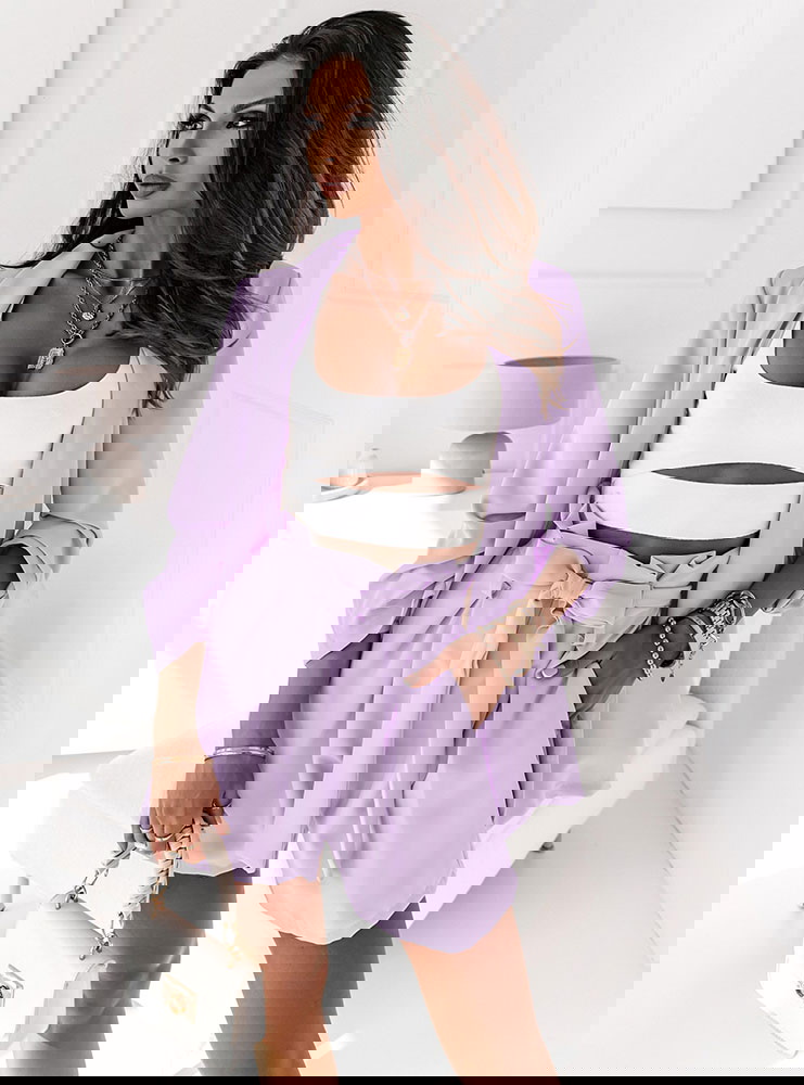 Liliowy komplet marynarka i spodenki...