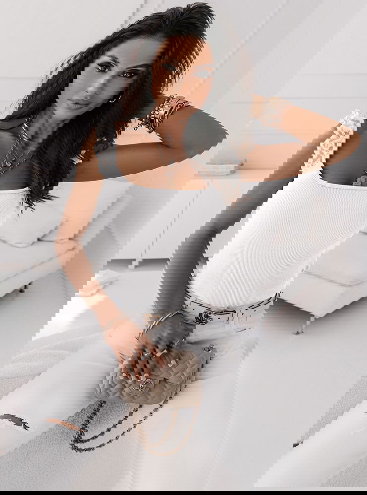 Biała prążkowana bluzka na...