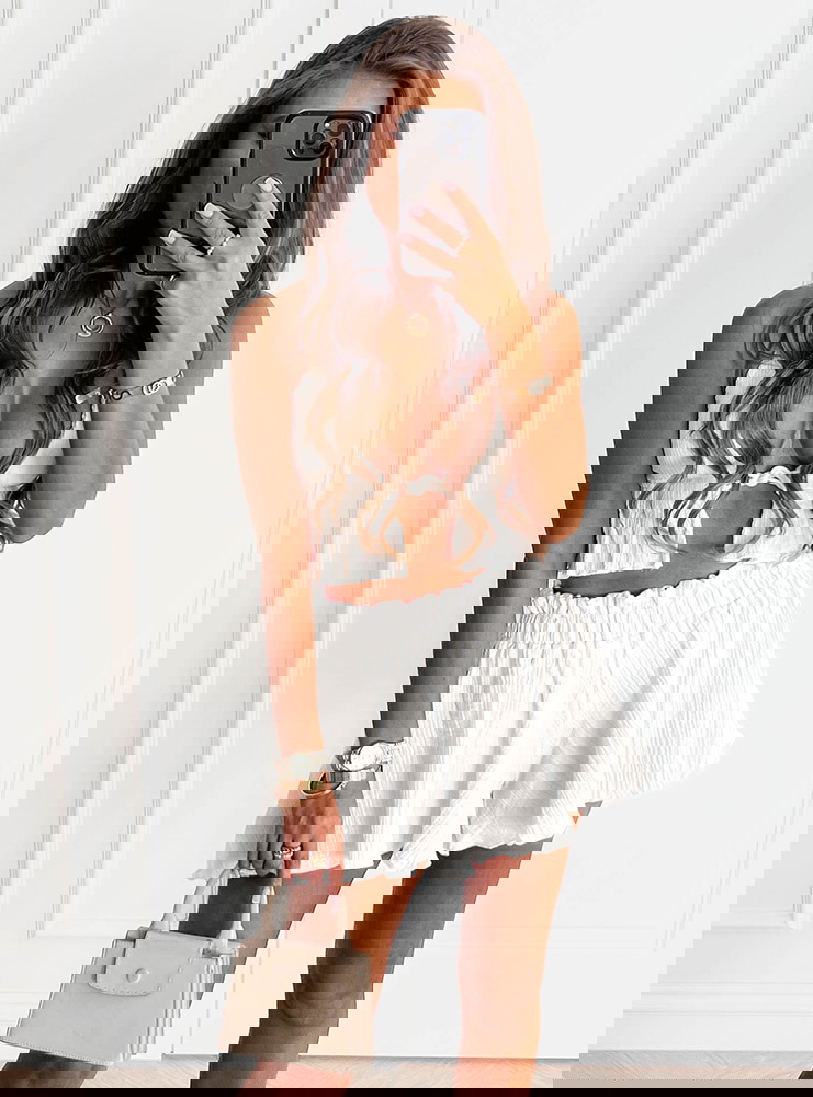 Białe muślinowe spodenki Elgenia