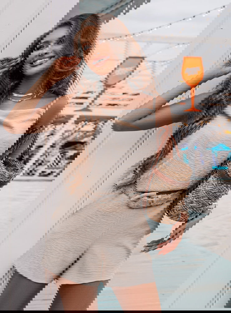 Beżowy komplet bluzka i spodenki Beeti