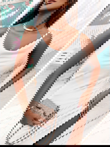 Biała satynowa długa... 2