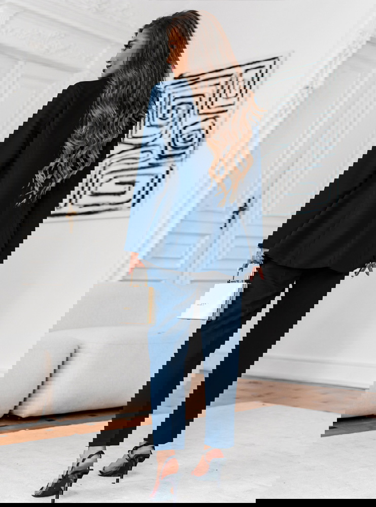 Granatowy garnitur marynarka ze...