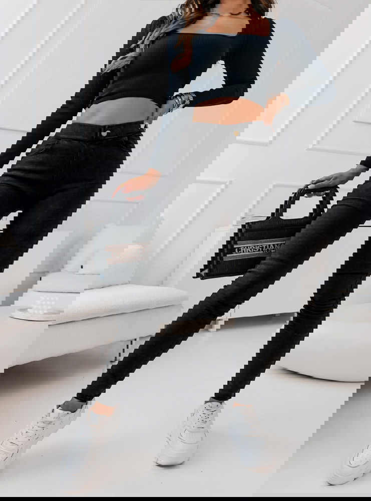 Czarne legginsy jeansowe z guzikiem i...