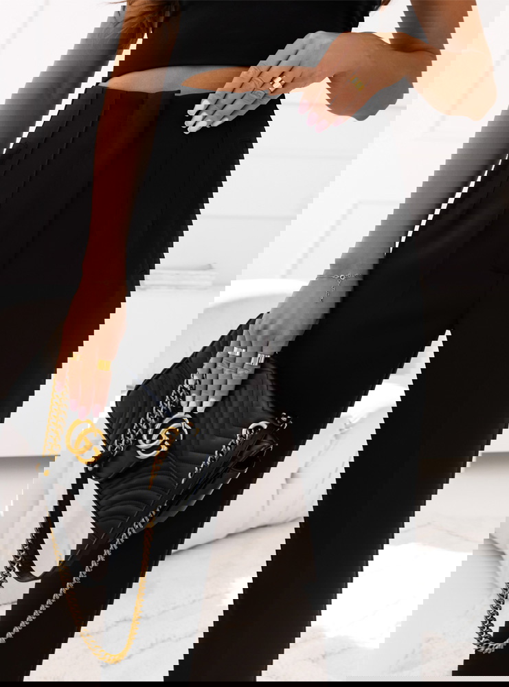 Czarne spodnie z przeszyciami Oprtiaa