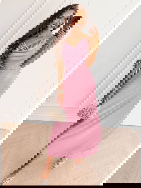 Satynowa sukienka wiązana... 2