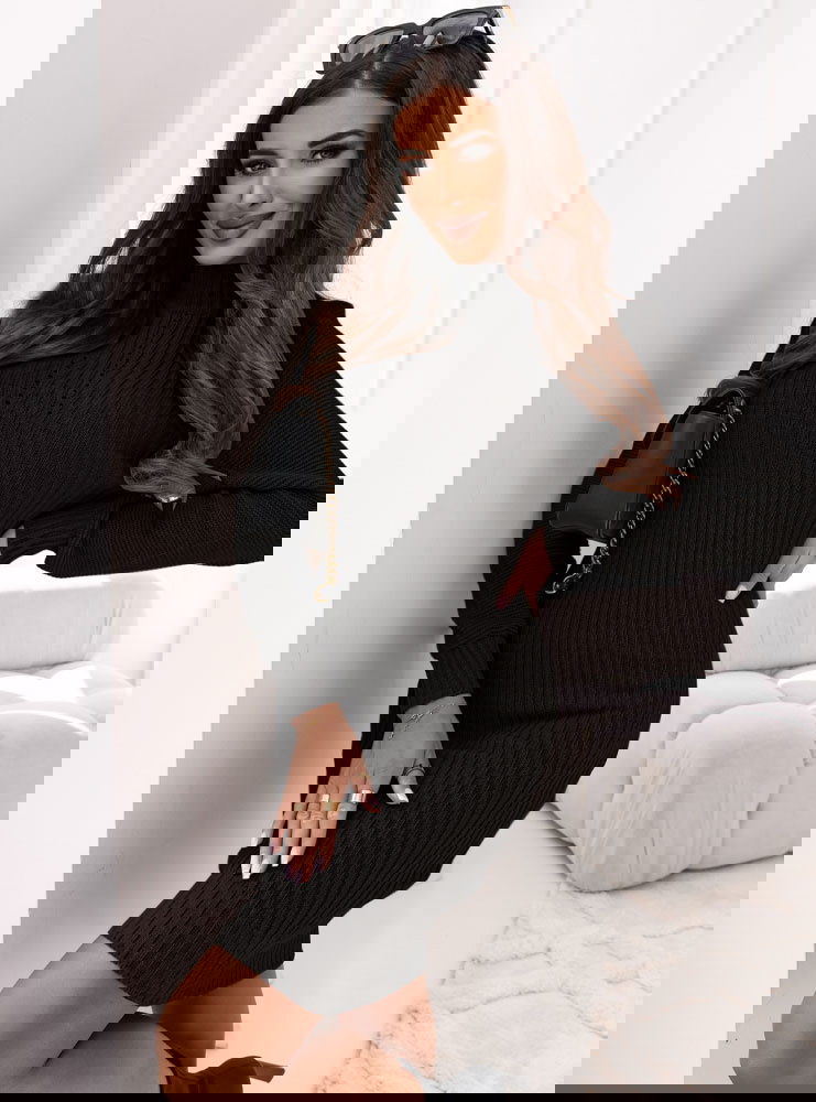 Czarna sukienka swetrowa Aurelie