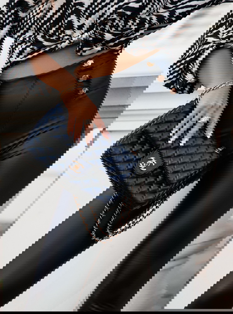 Czarne legginsy z eko skóry z...