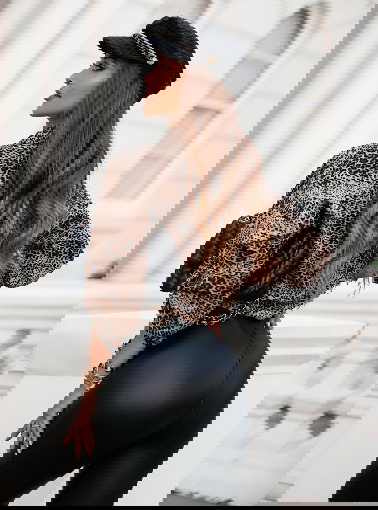 Wiązana bluzka na guziki Merylise -...