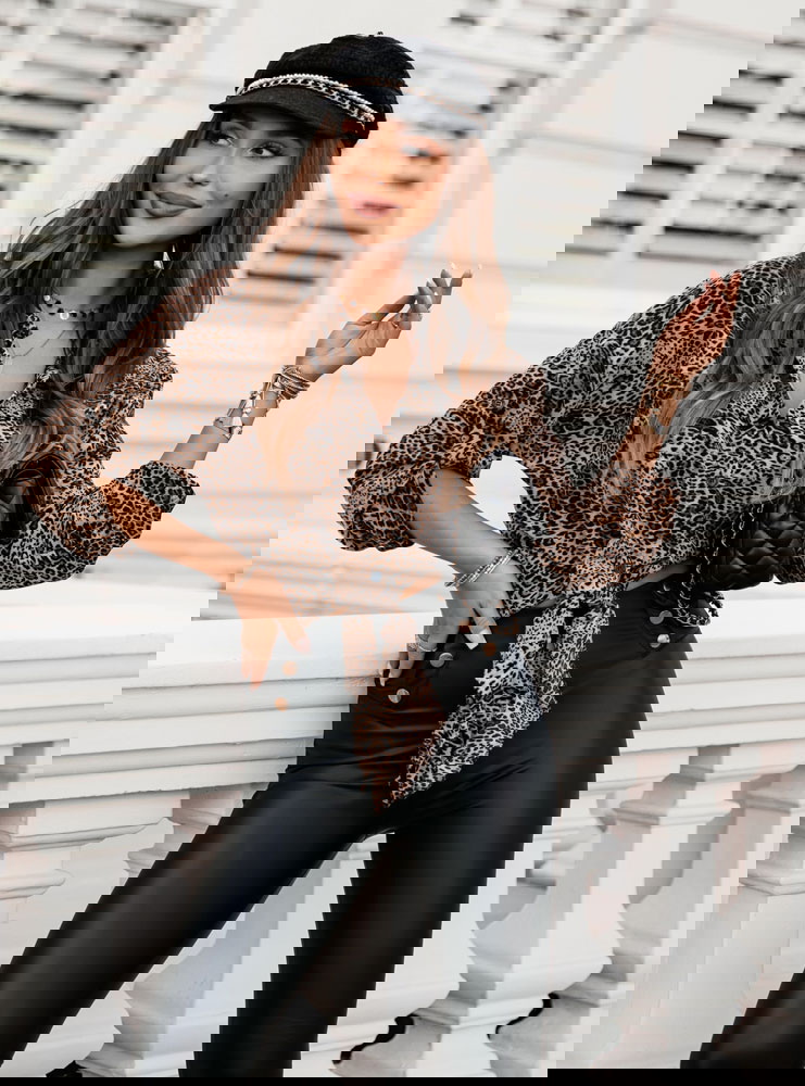 Wiązana bluzka na guziki Merylise -...