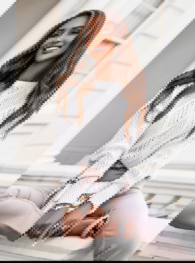 Biały ażurkowy sweter Ketrin