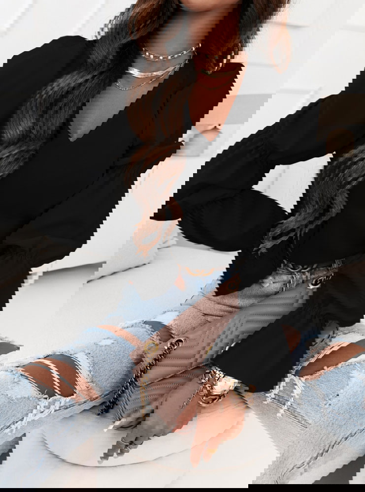 Czarna bluzka z długimi rękawami Edita