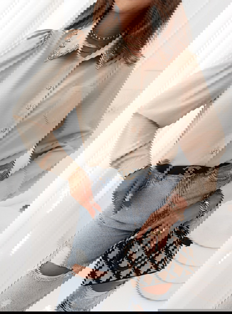 Beżowa koszula z ozdobnym...