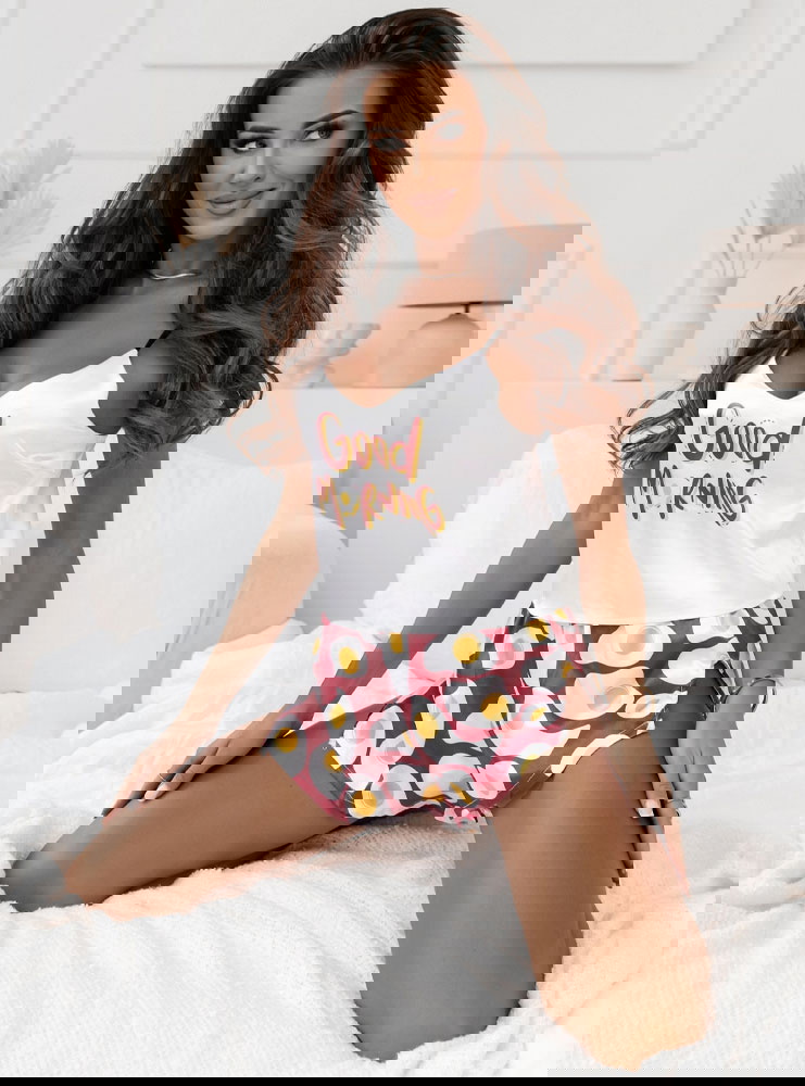 Bordowa satynowa piżama z modnym...