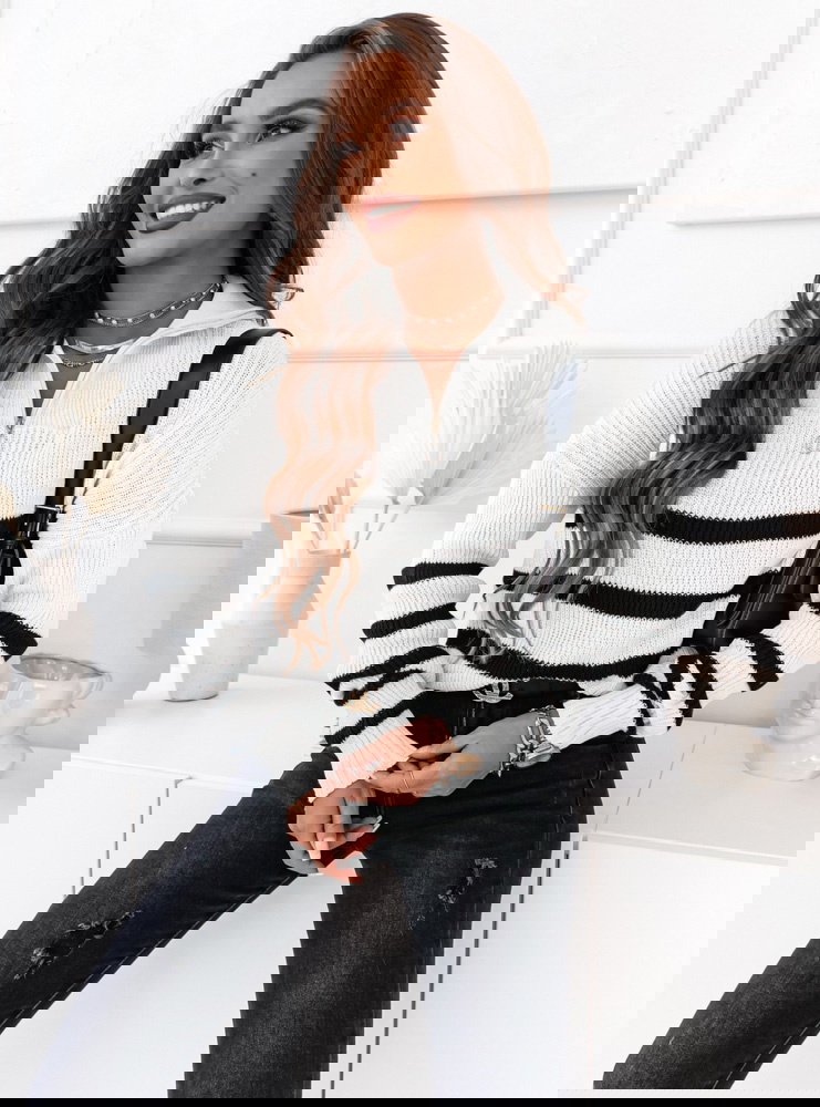 Sweter w paski z wysokim golfem Zilka...