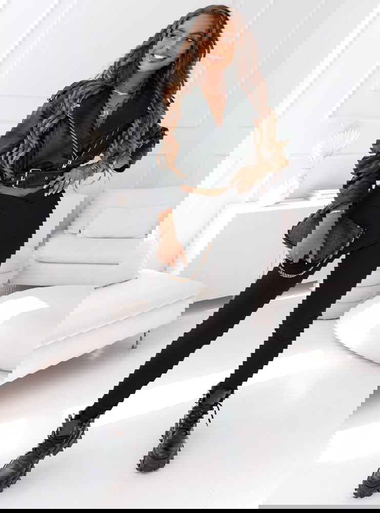 Czarne legginsy prążkowane Elise