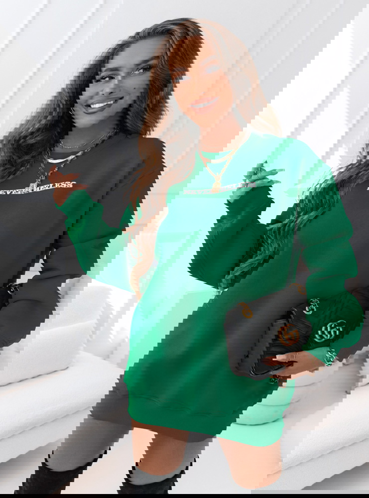 Długa bluza sportowa z napisami...