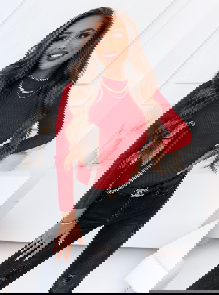 Malinowy sweter z długimi rękawami Brita