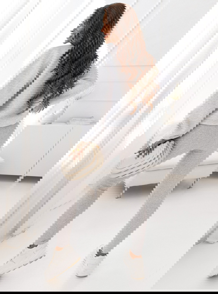 Szary komplet dresowy z legginsami Sorca