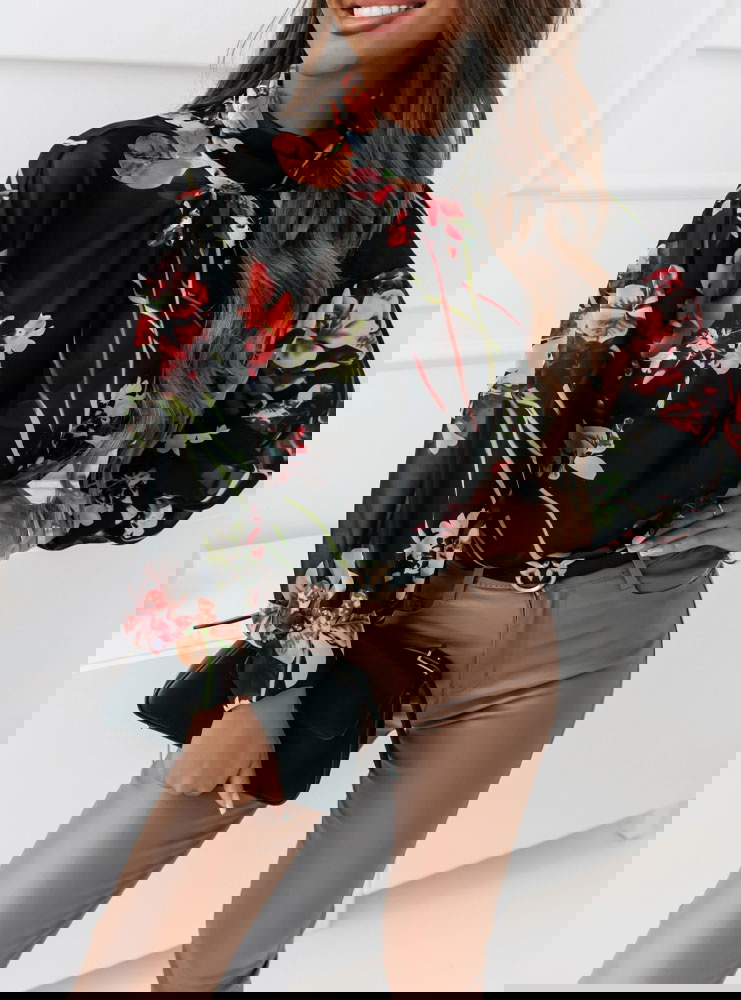 Wzorzysta bluzka z wiązaniem na szyi...