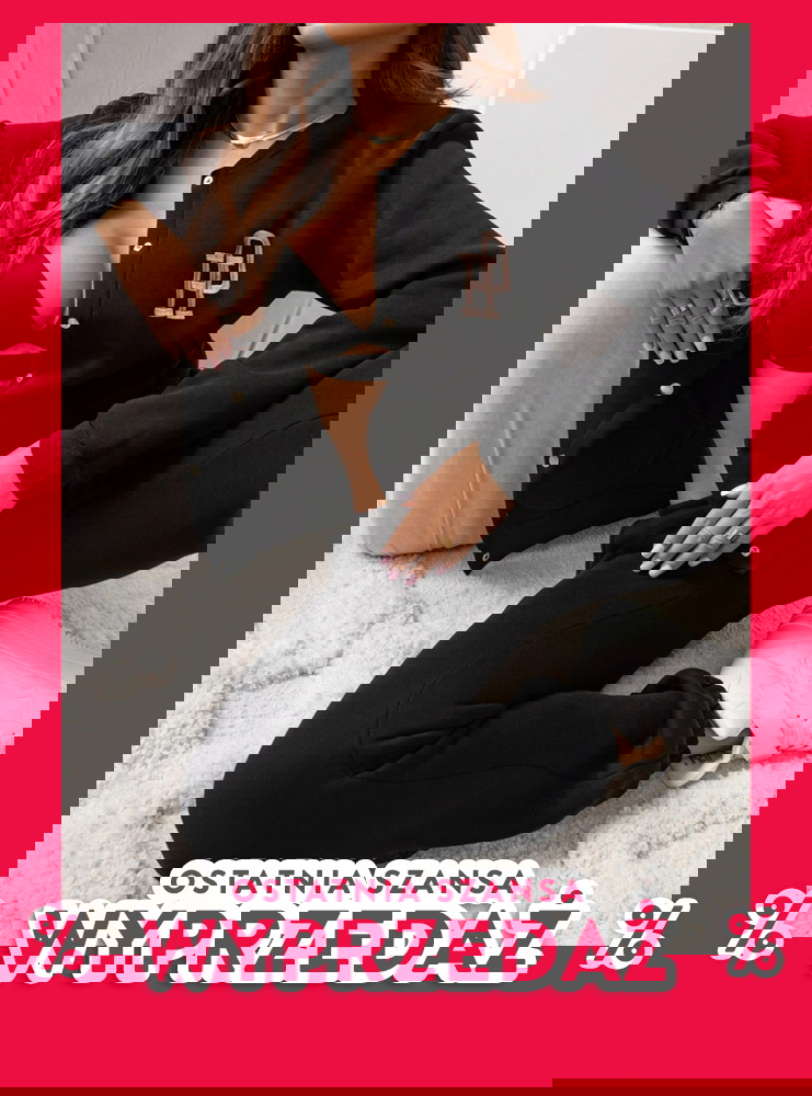 Czarny komplet dresowy z modnym...